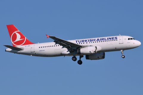 TC-JUJ - A320-232 - Turkish Airlines - IST - 30-03-2014