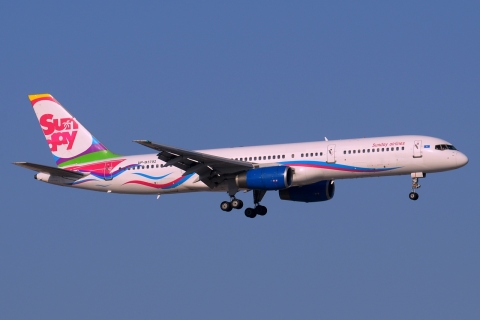 UP-B5702 - 757-21B - Sunday Airlines - AYT - 22-08-2014