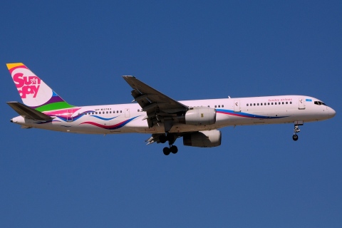 UP-B5703 - 757-21B - Sunday Airlines - AYT - 23-08-2014