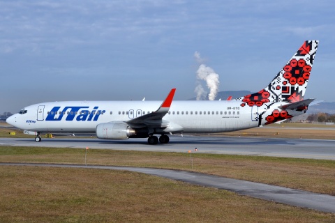 UR-UTQ - 737-83N(WL) - UTAir-Ukraine - SZG - 11-01-2014