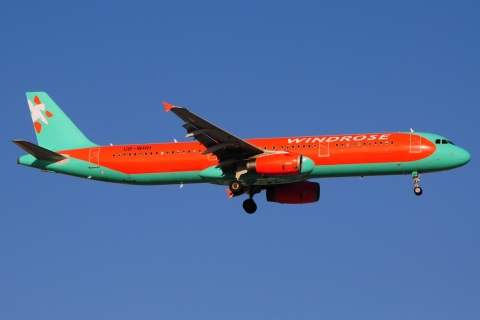 UR-WRH - A321-231 - Windrose Air - AYT - 25-08-2014