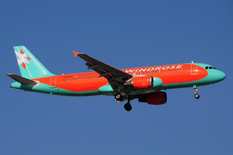 UR-WRK - A320-211 - Windrose Air - AYT - 25-08-2014