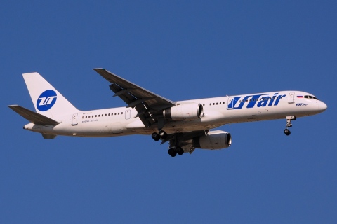 VP-BAS - 757-2Q8 - UTAir Aviation - AYT - 23-08-2014