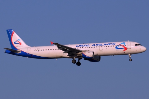 VQ-BKG - A321-211 - Ural Airlines - AYT - 22-08-2014