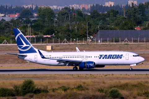 YR-BGS - 737-8GJ(WL) - Tarom - AYT - 26-08-2014