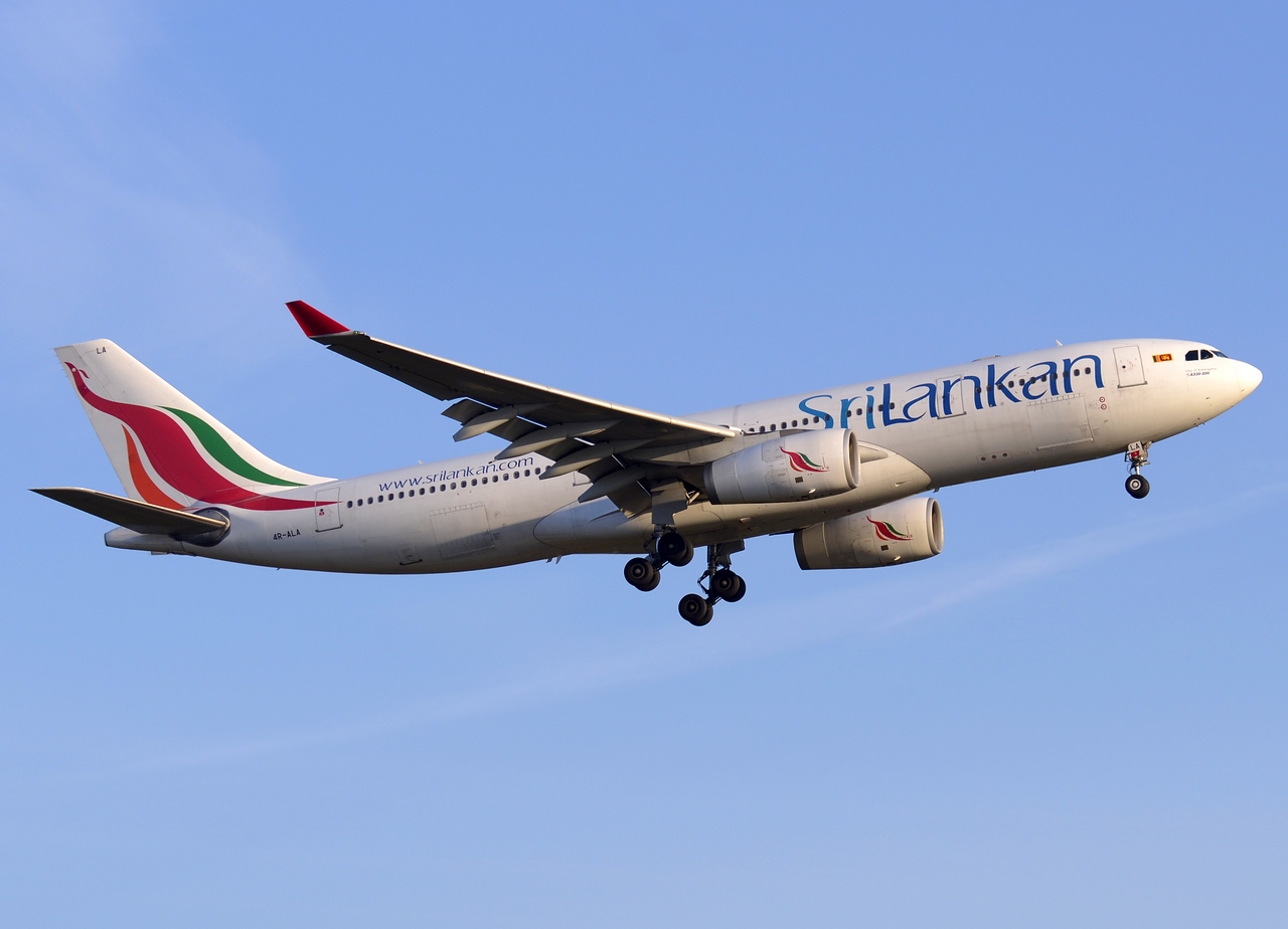 4R-ALA - A330-243 - SriLankan Airlines - FRA - 19-04-2015