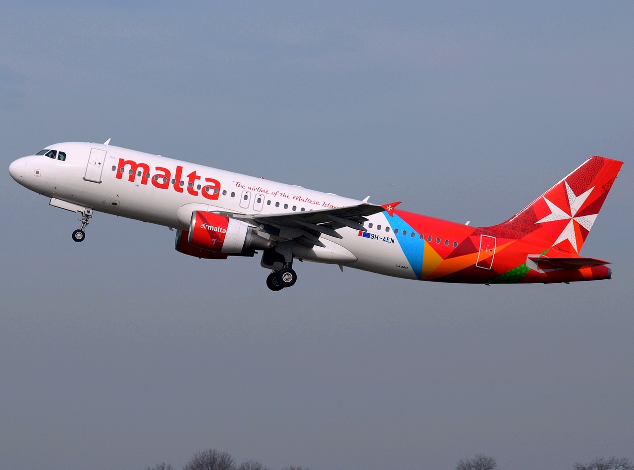 9H-AEN - A320-214 - Air Malta - ORY - 07-03-2015