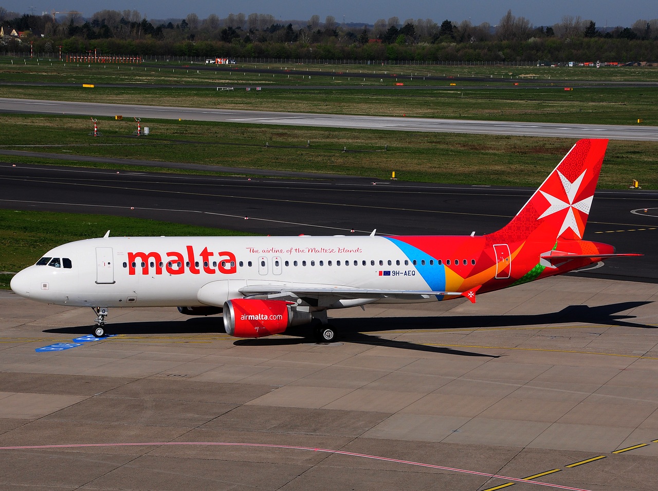 9H-AEQ - A320-214 - Air Malta - DUS - 15-04-2015