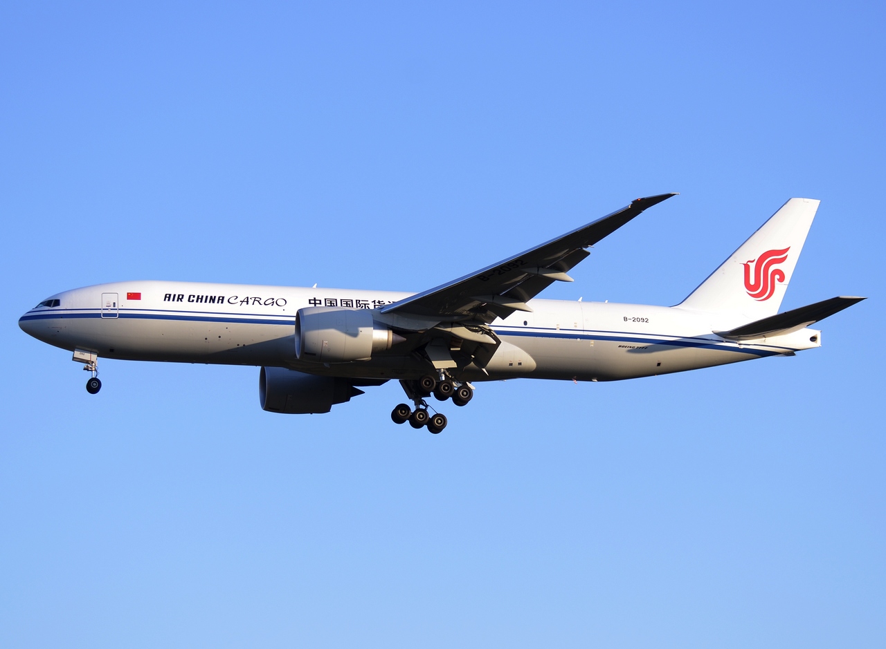 B-2092 - 777-FFT - Air China Cargo - FRA - 18-04-2015