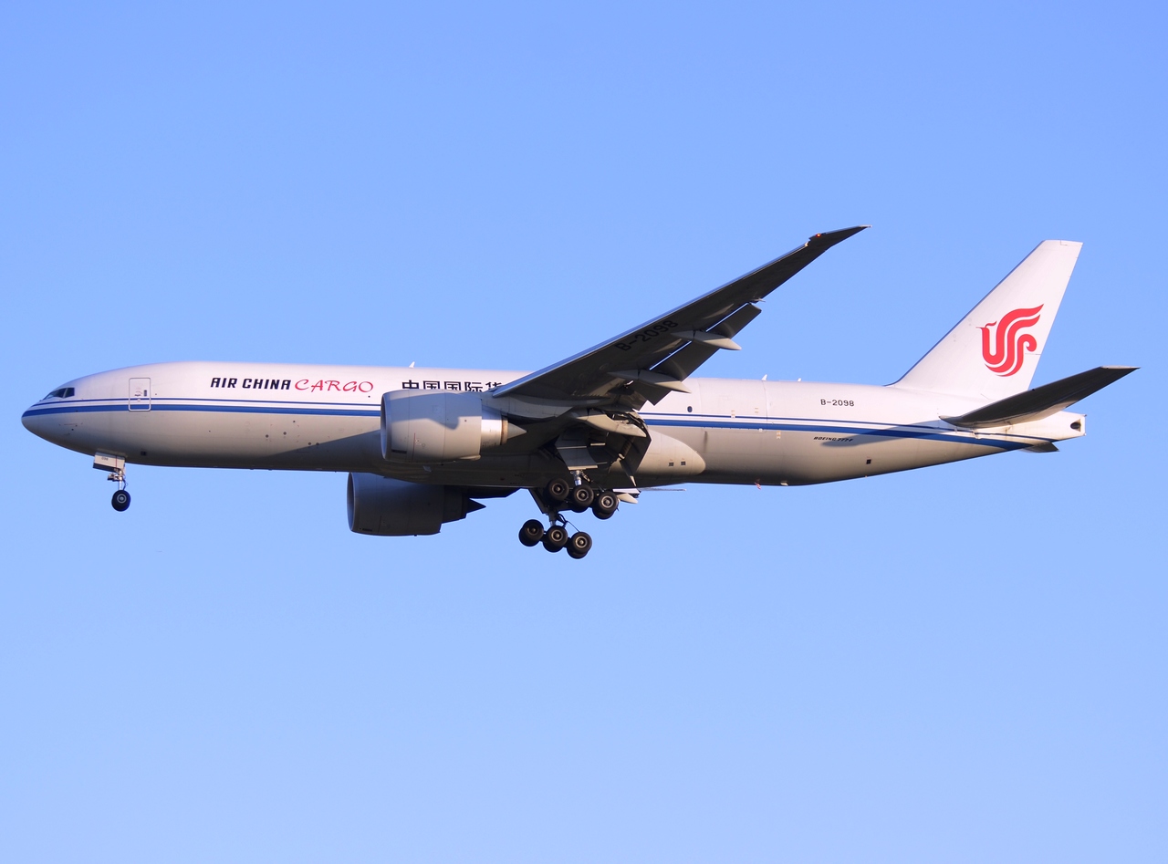 B-2098 - 777-FFT - Air China Cargo - FRA - 18-04-2015