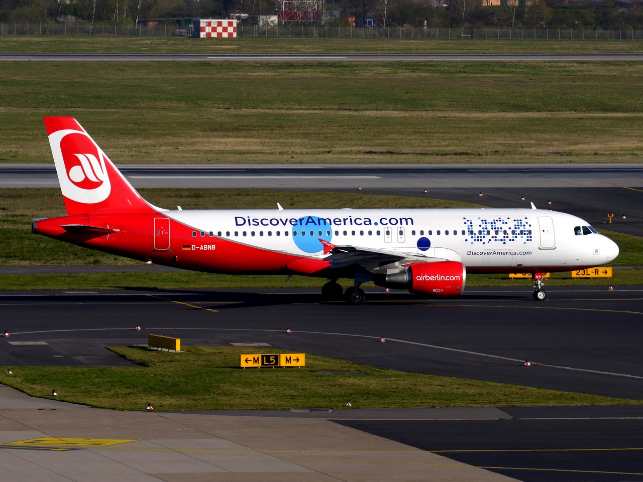 D-ABNB - A320-214 - Air Berlin - DUS - 15-04-2015