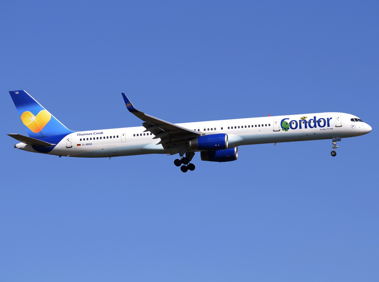 D-ABOA - 757-330(WL) - Condor - FRA - 18-04-2015