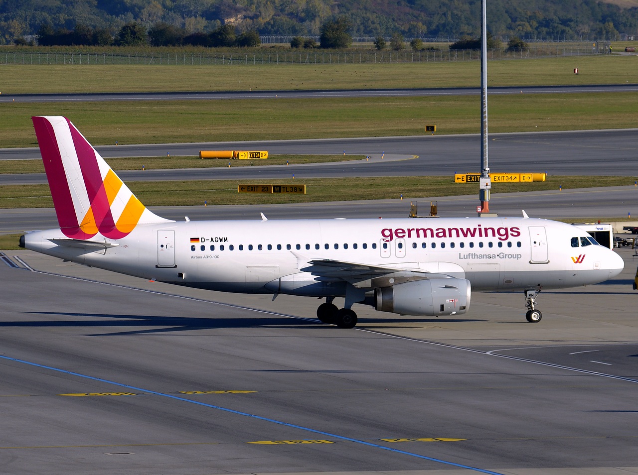 D-AGWM - A319-132 - Germanwings - VIE - 01-10-2015