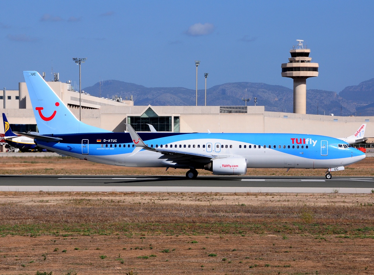 D-ATUC - 737-8K5(WL) - TUIfly - PMI - 25-08-2015