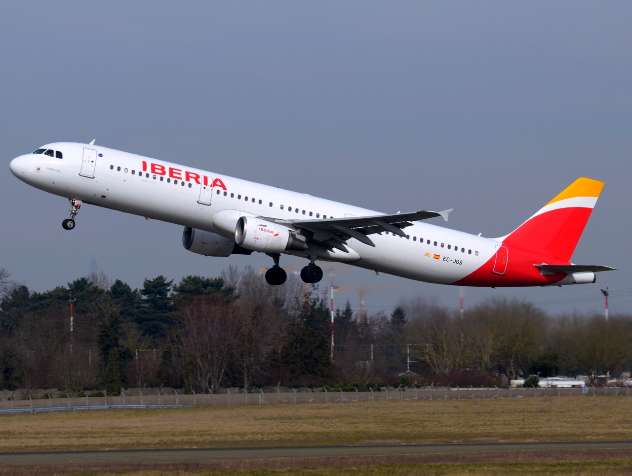EC-JGS - A321-211 - Iberia - ORY - 07-03-2015