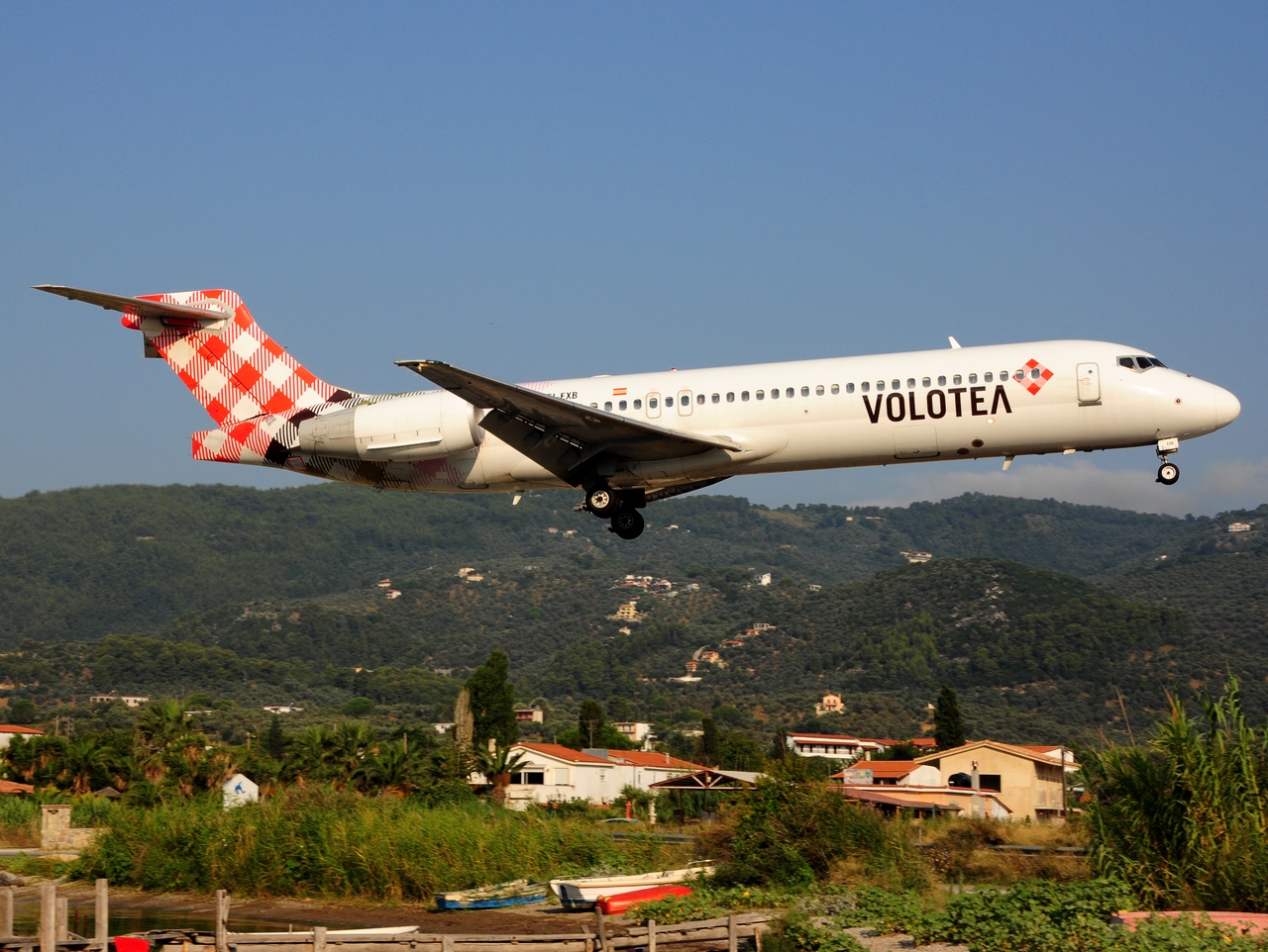 EI-EXB - 717-2BL - Volotea Airlines - JSI - 28-07-2015