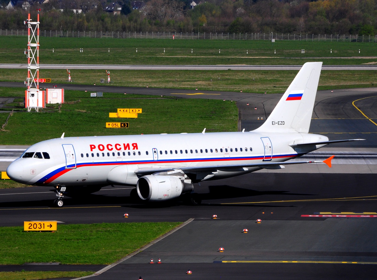 EI-EZD - A319-112 - Rossiya _ Russian Airlines - DUS - 15-04-2015