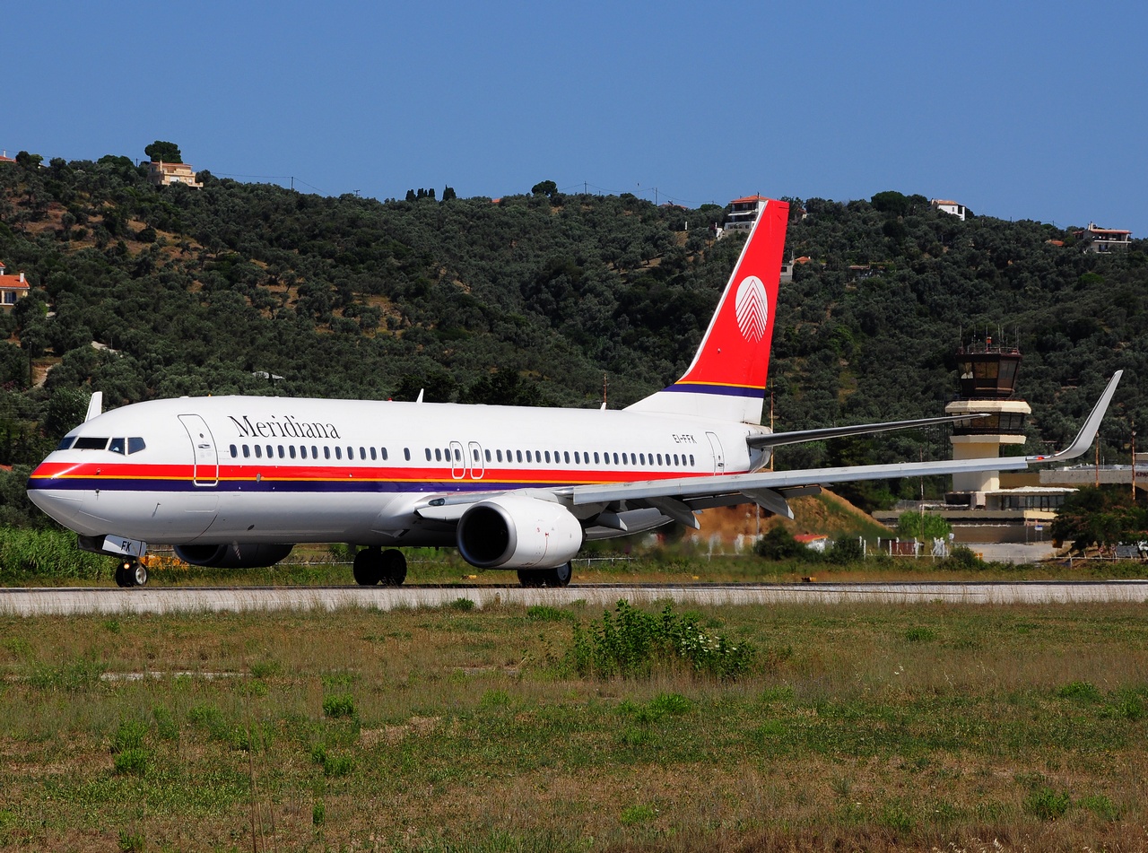 EI-FFK - 737-81Q(WL) - Meridiana - JSI - 24-07-2015b