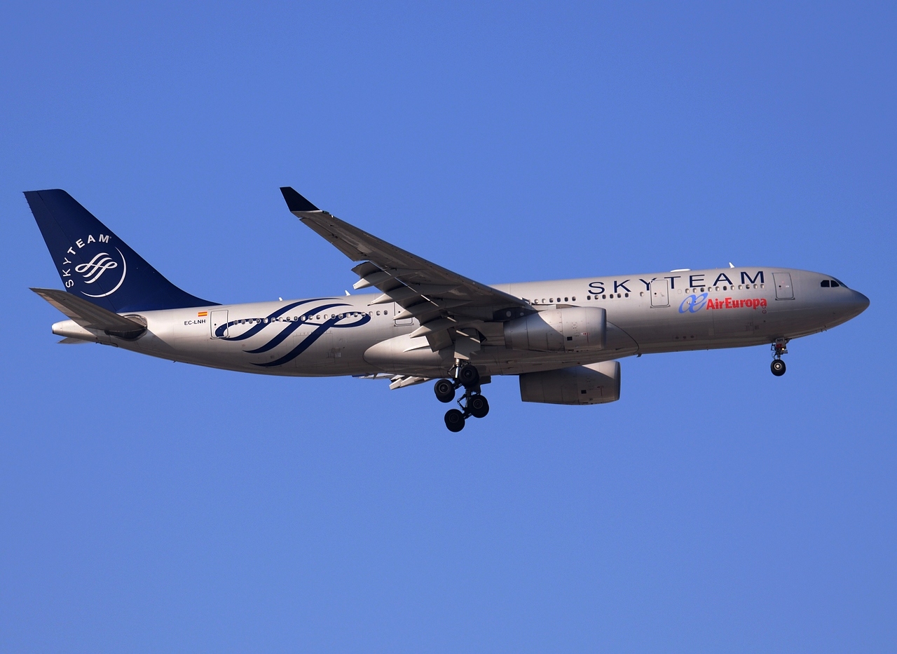EN-LNH - A330-243 - Air Europa - MAD - 16-03-2015
