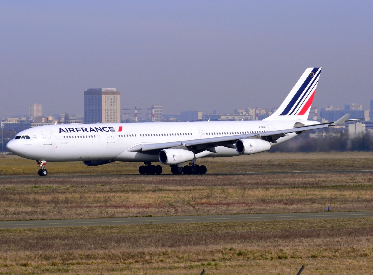 F-GLZJ - A340-313 - Air France - ORY - 07-03-2015