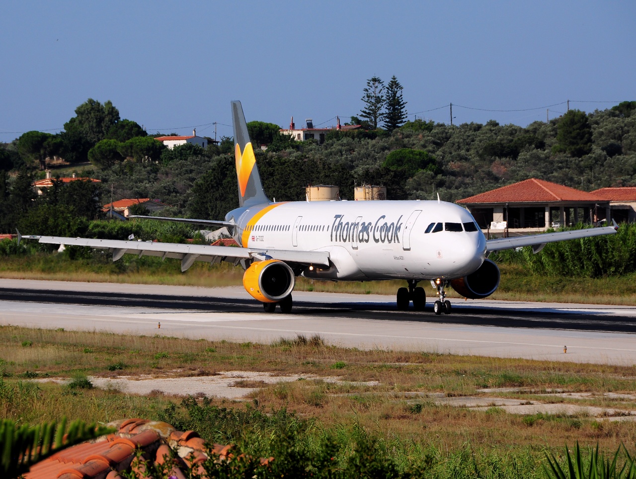 G-TCDZ - A321-211 - Thomas Cook Airlines - JSI - 24-07-2015