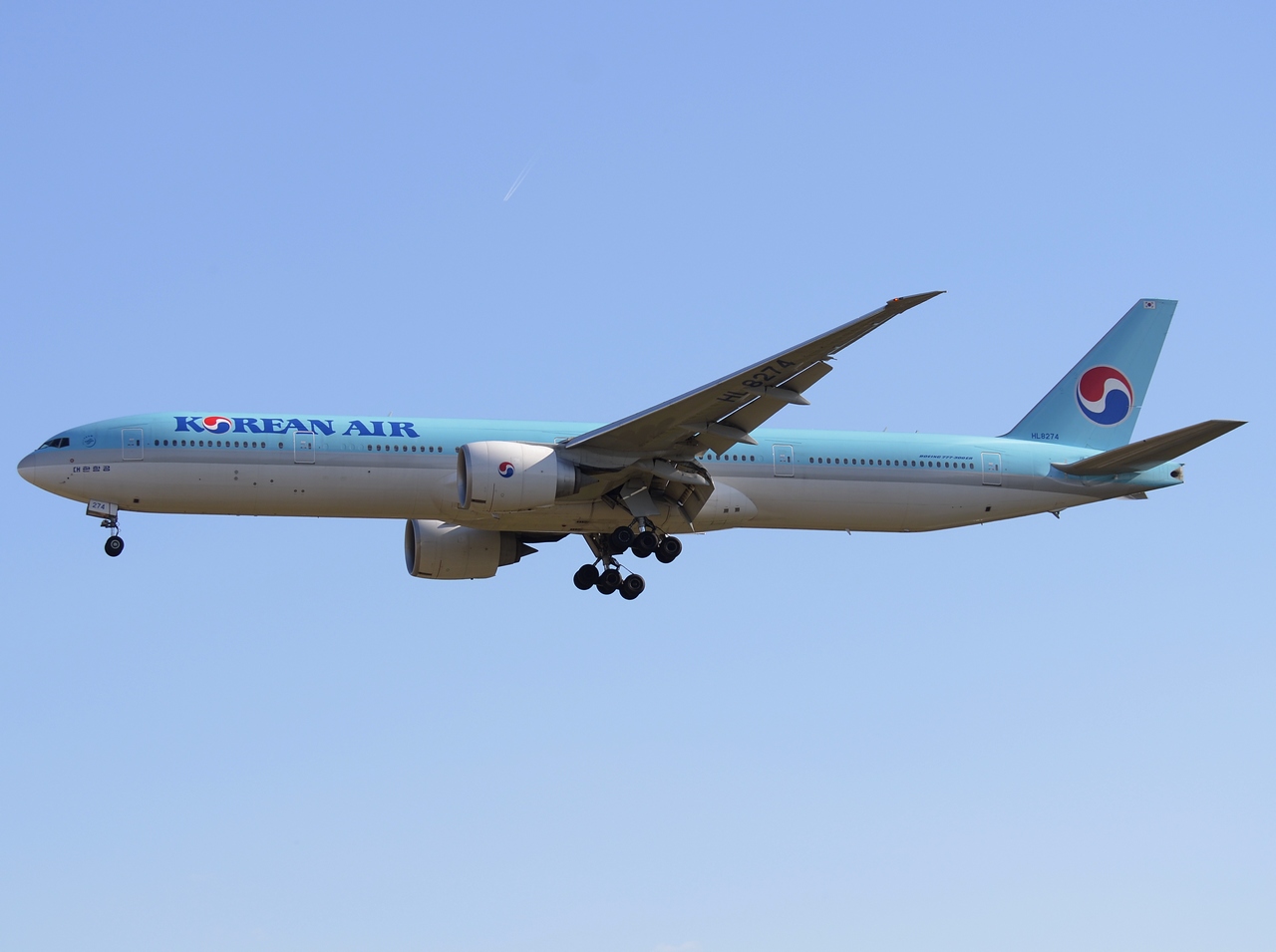 HL8274 - 777-3B5(ER) - Korean Air Lines - FRA - 18-04-2015