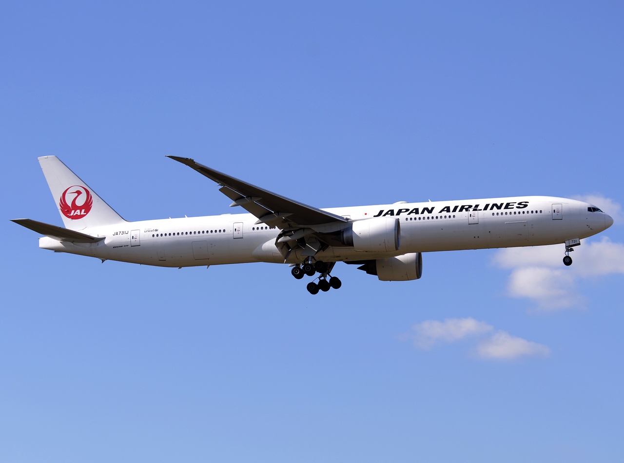 JA731J - 777-346(ER) - Japan Airlines - FRA - 18-04-2015