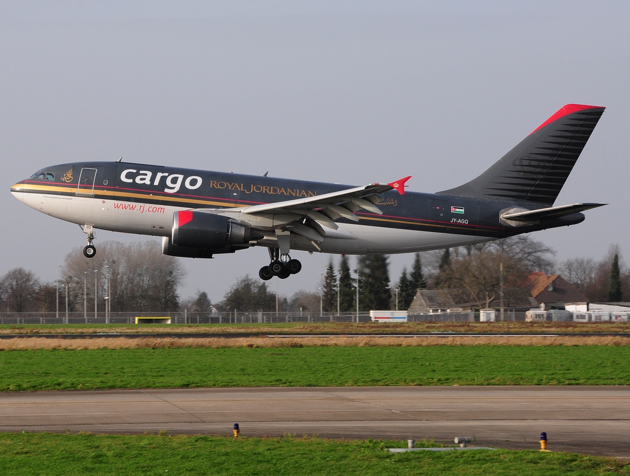 JY-AGQ - A310-304 - Royal Jordanian - MST - 27-12-2015