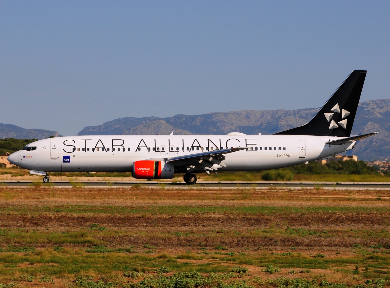 LN-RRW - 737-883 - SAS Scandinavian Airlines - PMI - 22-08-2015