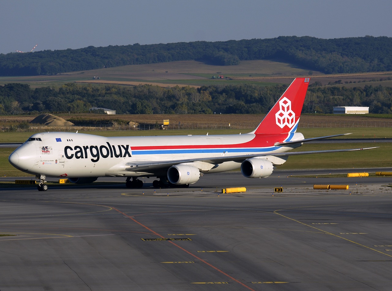 LX-LCB - 747-8F - Cargolux - VIE - 01-10-2015