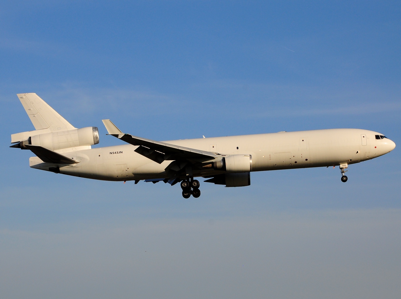 N543JN - MD-11F - Western Global Airlines - LGG - 15-04-2015