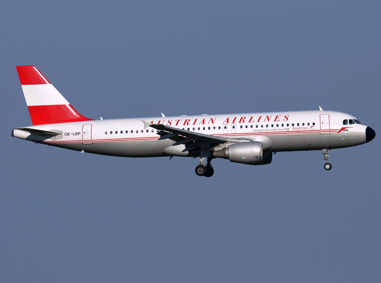 OE-LBP - A320-214 - Austrian Airlines - VIE - 01-10-2015