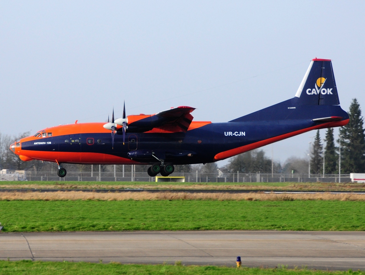 UR-CJN - Antonov An-12-B - Cavok Air - MST - 27-12-2015