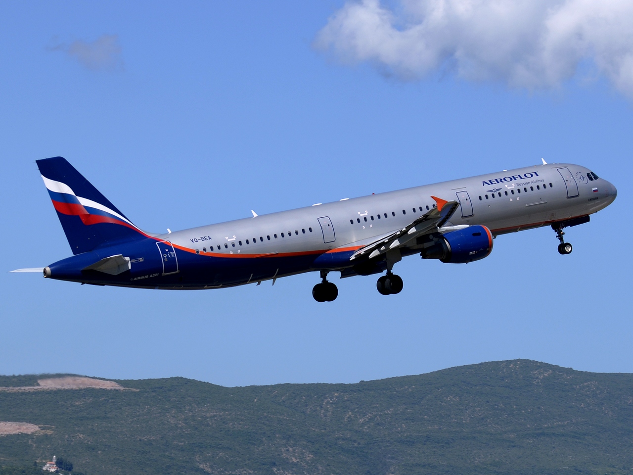 VQ-BEA - A321-211 - Aeroflot _ Russian Airlines - TIV - 11-07-2015b