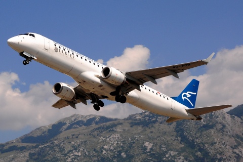 4O-AOB - ERJ-195LR (ERJ-190-200 LR) - Montenegro Airlines - TIV - 10-07-2015
