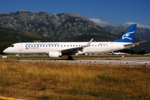 4O-AOC - ERJ-195LR (ERJ-190-200 LR) - Montenegro Airlines - TIV - 11-07-2015b