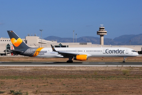 D-ABOF - 757-330(WL) - Condor - PMI - 25-08-2015