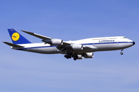 D-ABYT - 747-830 - Lufthansa - FRA - 19-04-2015