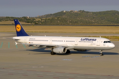 D-AIDT - A321-231 - Lufthansa - ATH - 23-07-2015