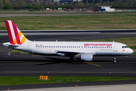 D-AIQK - A320-211 - Germanwings - DUS - 15-04-2015