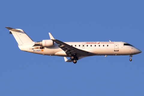 EC-HEK - CRJ-200ER - Iberia Regional - MAD - 14-03-2015