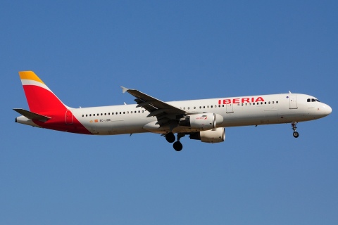 EC-JDM - A321-211 - Iberia - BCN - 29-06-2015