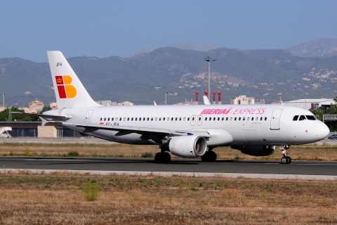 EC-JFH - A320-214 - Iberia Express - PMI - 25-08-2015