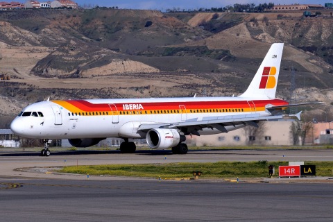 EC-JZM - A321-212 - Iberia - MAD - 14-03-2015