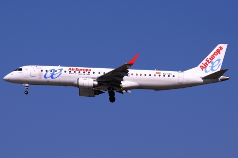 EC-KRJ - ERJ-195LR (ERJ-190-200 LR) - Air Europa - MAD - 16-03-2015