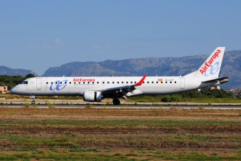 EC-KYP - ERJ-195LR (ERJ-190-200 LR) - Air Europa - PMI - 22-08-2015