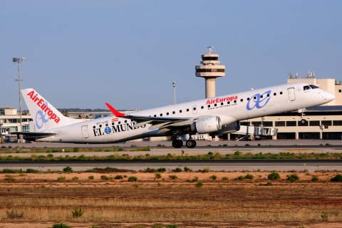 EC-LCQ - ERJ-195LR (ERJ-190-200 LR) - Air Europa - PMI - 21-08-2015