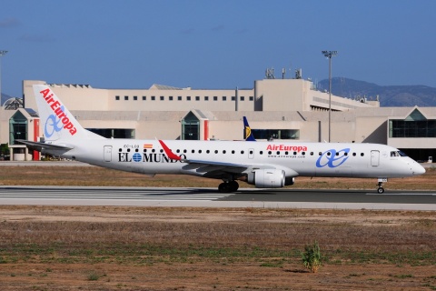 EC-LCQ - ERJ-195LR (ERJ-190-200 LR) - Air Europa - PMI - 25-08-2015