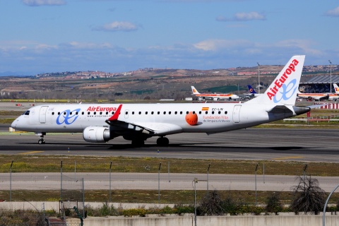 EC-LIN - ERJ-195LR (ERJ-190-200 LR) - Air Europa - MAD - 14-03-2015