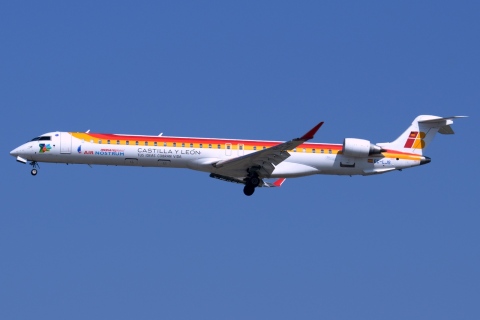 EC-LJS - CRJ-1000 - Iberia Express - MAD - 16-03-2015